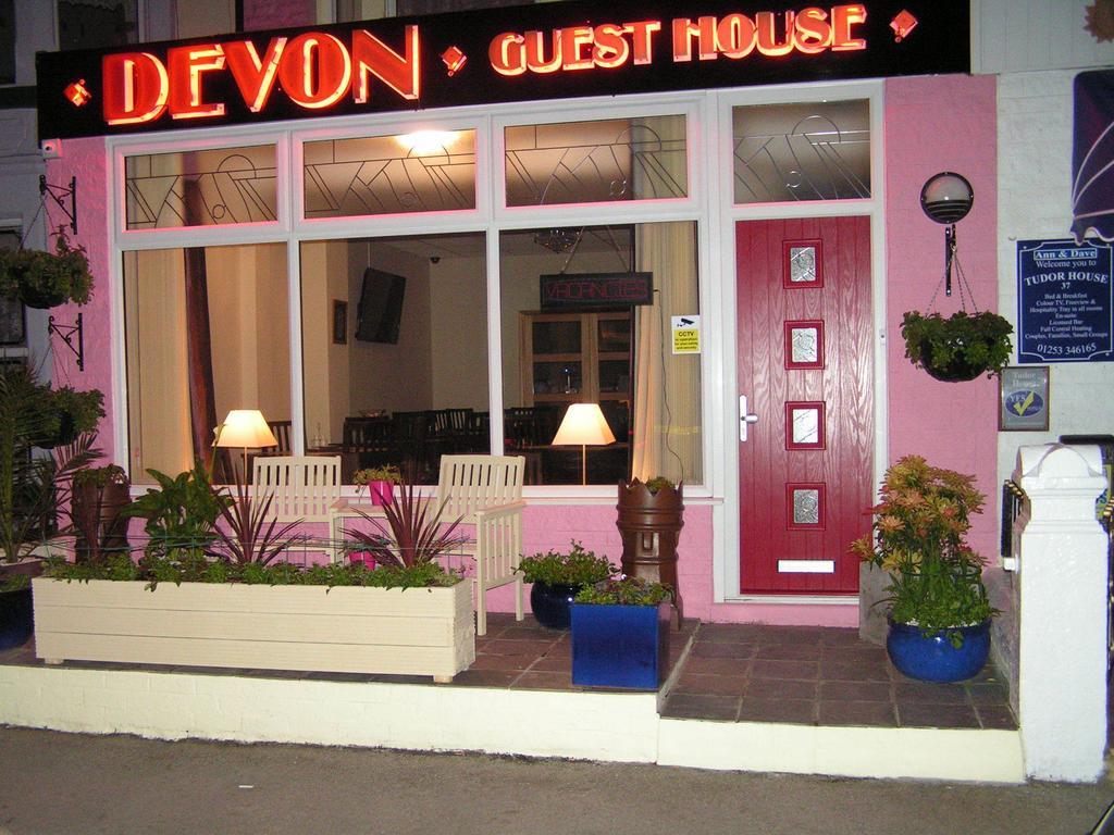 Devon Guest House Blackpool Kültér fotó